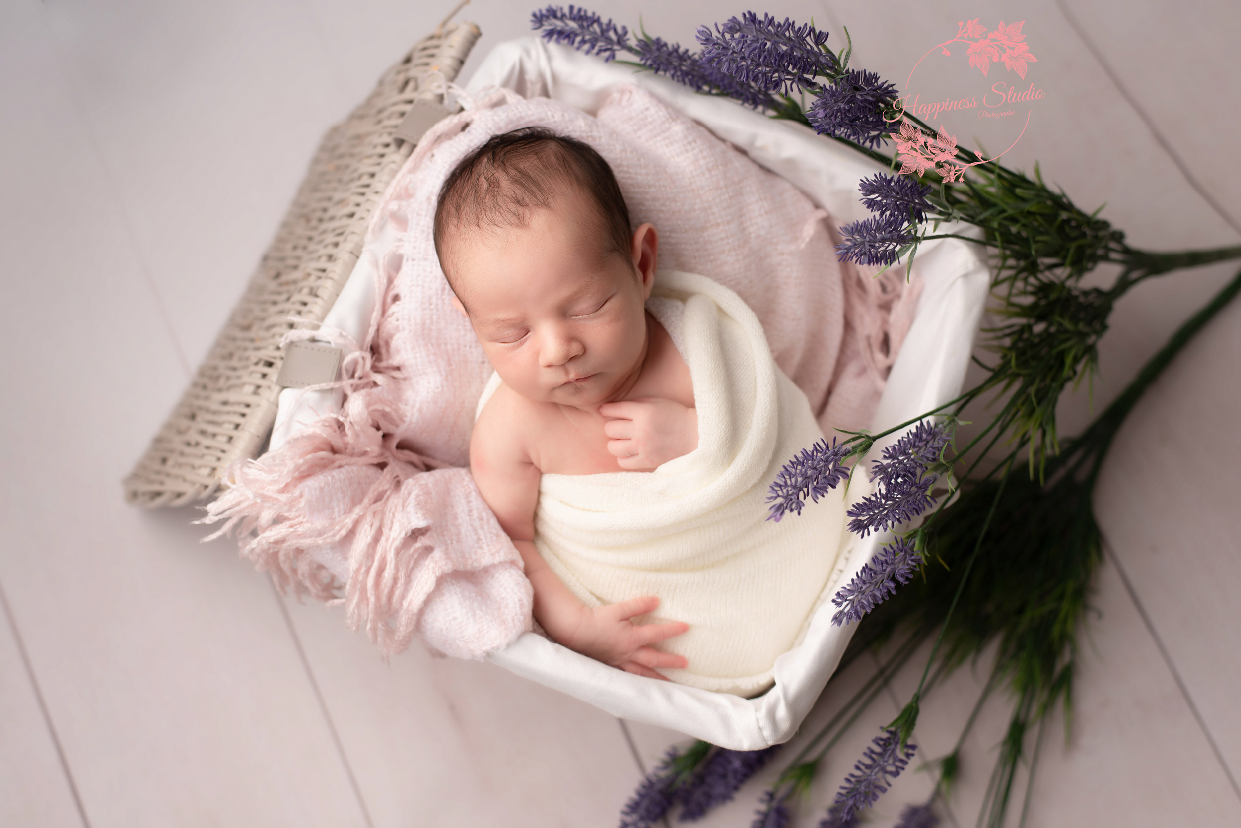 NOUVEAU-NÉ ET BÉBÉ