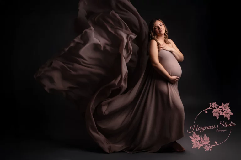 shooting grossesse en studio à Lyon