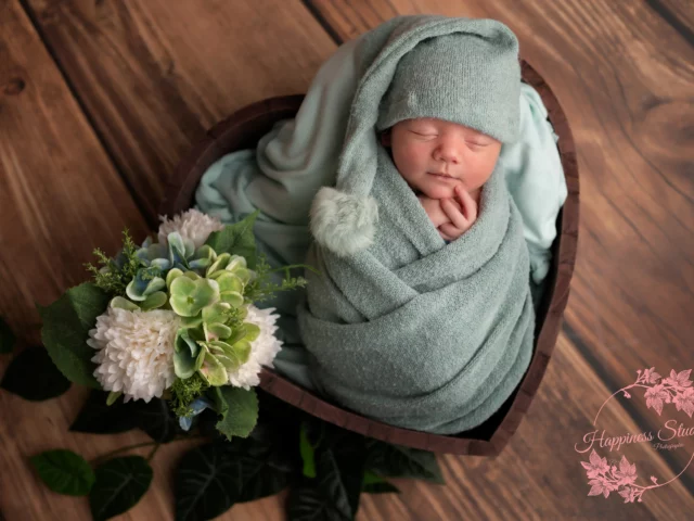 Photographe naissance à Lyon : vos premiers souvenirs avec bébé