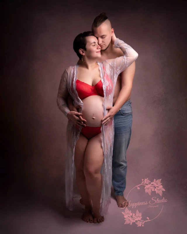 🤍 Capturer l’intime, l’éphémère, le précieux…
🤍Photographe spécialiste photo degrossesse🤍
📷 nouveau-né - grossesse - enfants -famille.
INFOS ET RESERVATIONS : https://www.happiness-studio-photographie.fr
#maternité #séancegrossesse #photographematernité #lyonphotographe #femmegrossesse #grossesseheureuse #momentmagique #studiofoto #futuremaman #photographegrossesselyon #photographegrossesselyon